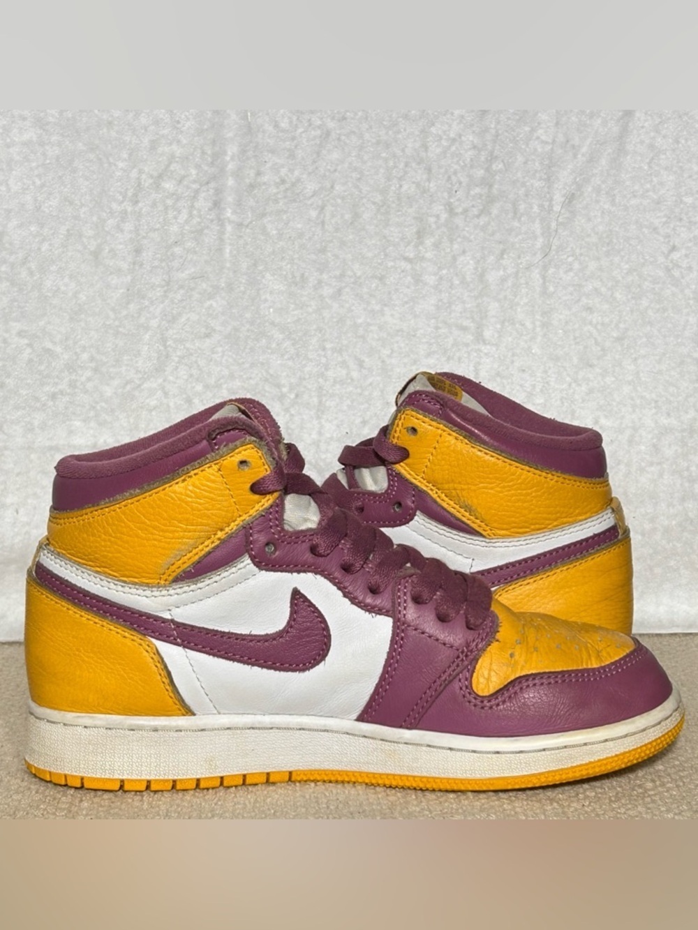 Nike Air Jordan 1 Retro High OG Brotherhood Leather Sneakers Shoes Kids SZ 4.5Y - Picture 6 of 13